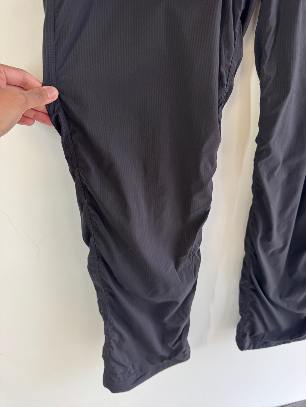 Lululemon Fully Lined Dance Studio Ruched Jogger Pants Size 8 Athleisure Gym - Picture 4 of 16